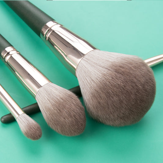 Beauty tool portable 14 makeup brush set