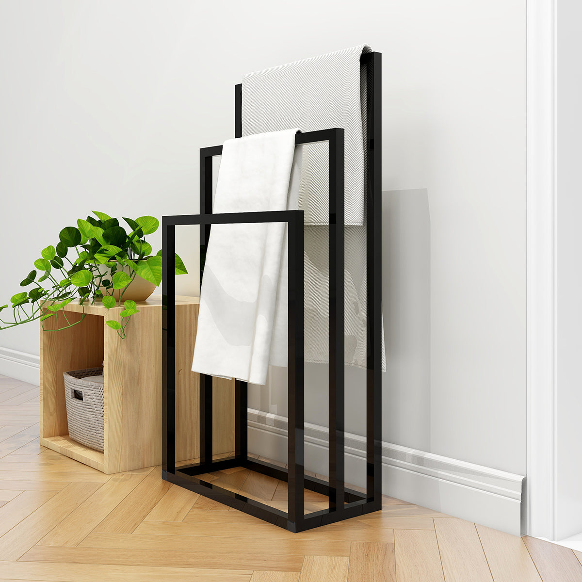 3 Tiers Free Standing Chrome Finished Metal Towel Rack Bathroom Organizer